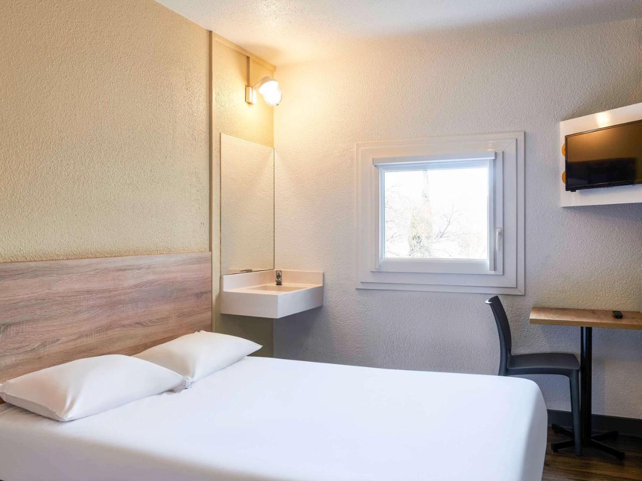Hotelf1 Nimes Ouest Zewnętrze zdjęcie